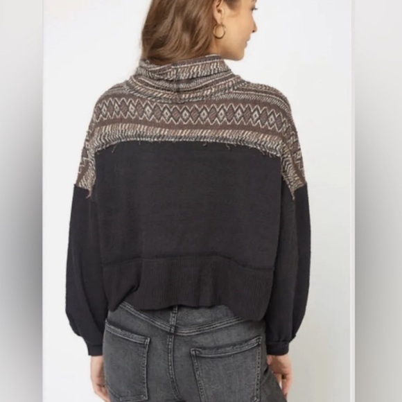 We The Free At the Lodge Sweater - Picture 2 of 6